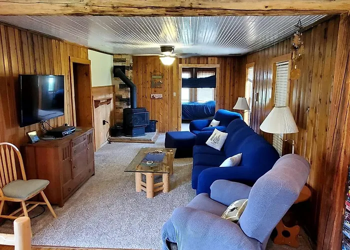 Beautiful With Fire Pit And Deck In Foxpark, Wyoming Foxpark